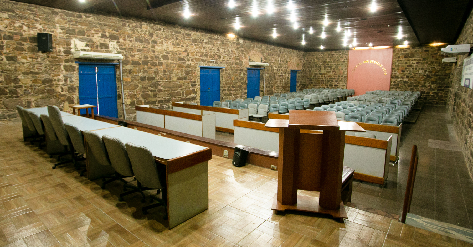 Auditório plano aberto